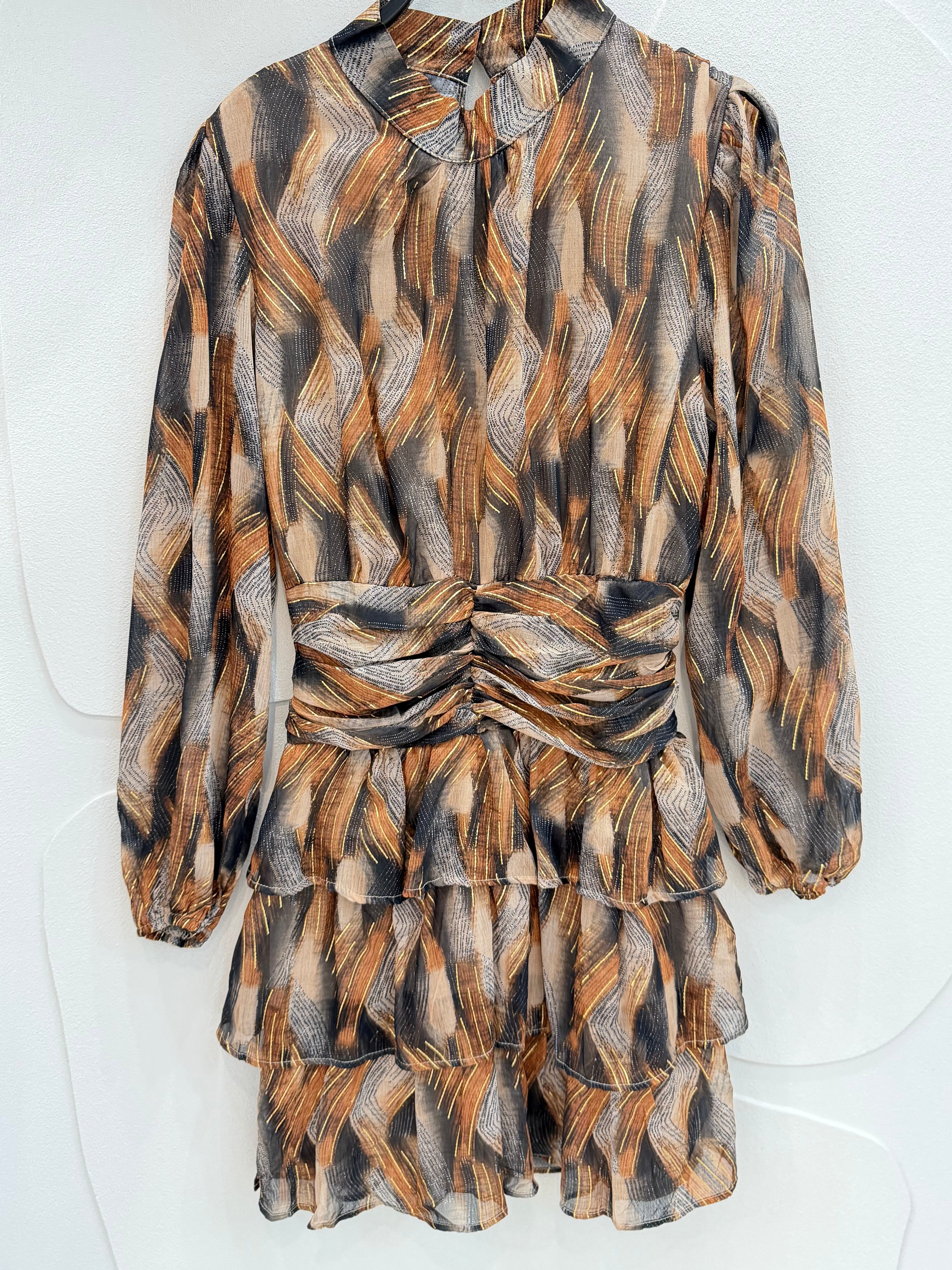 Vestido estampado volantes