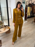 Conjunto blazer&pantalón mostaza