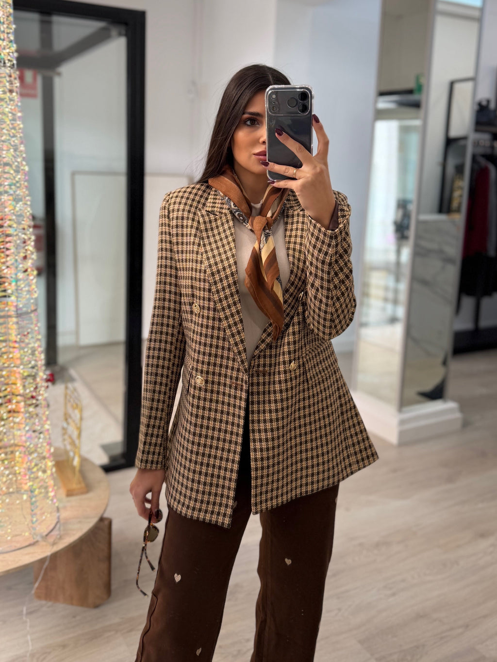 Blazer de cuadros mostaza