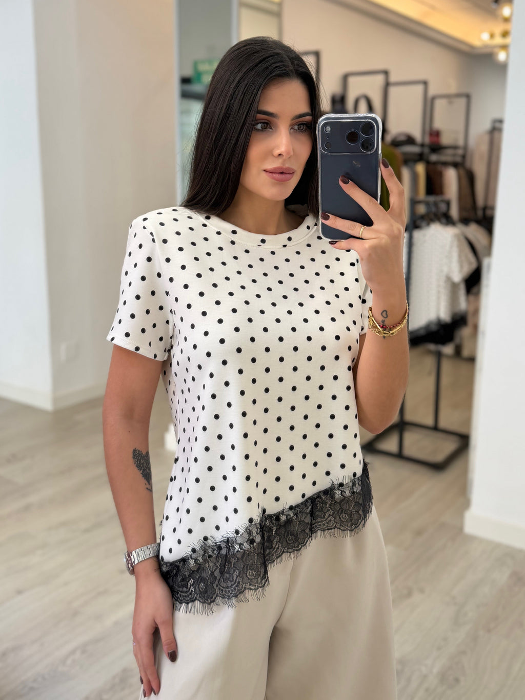 Top lunares hombrera