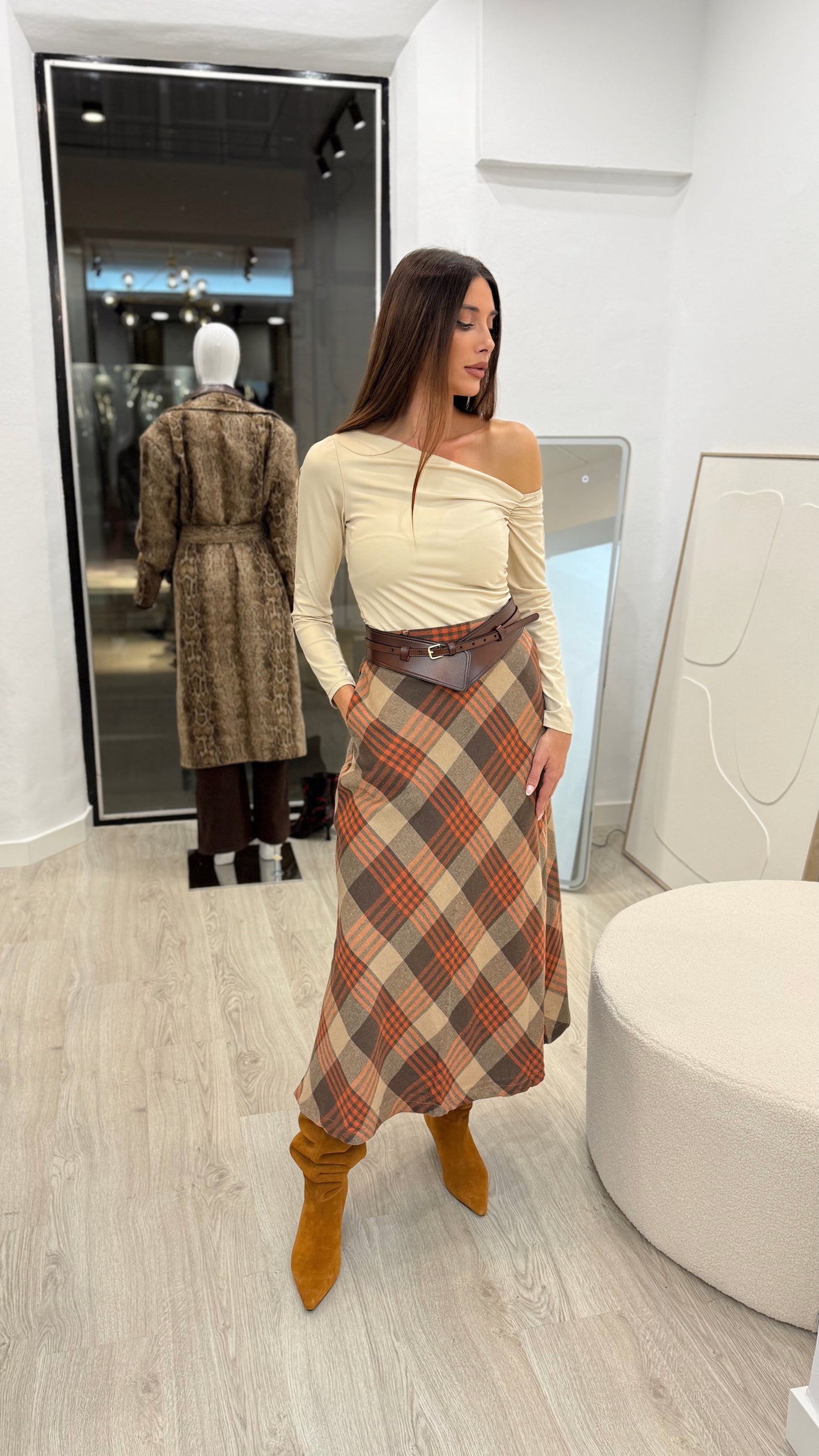 Falda de cuadros naranja