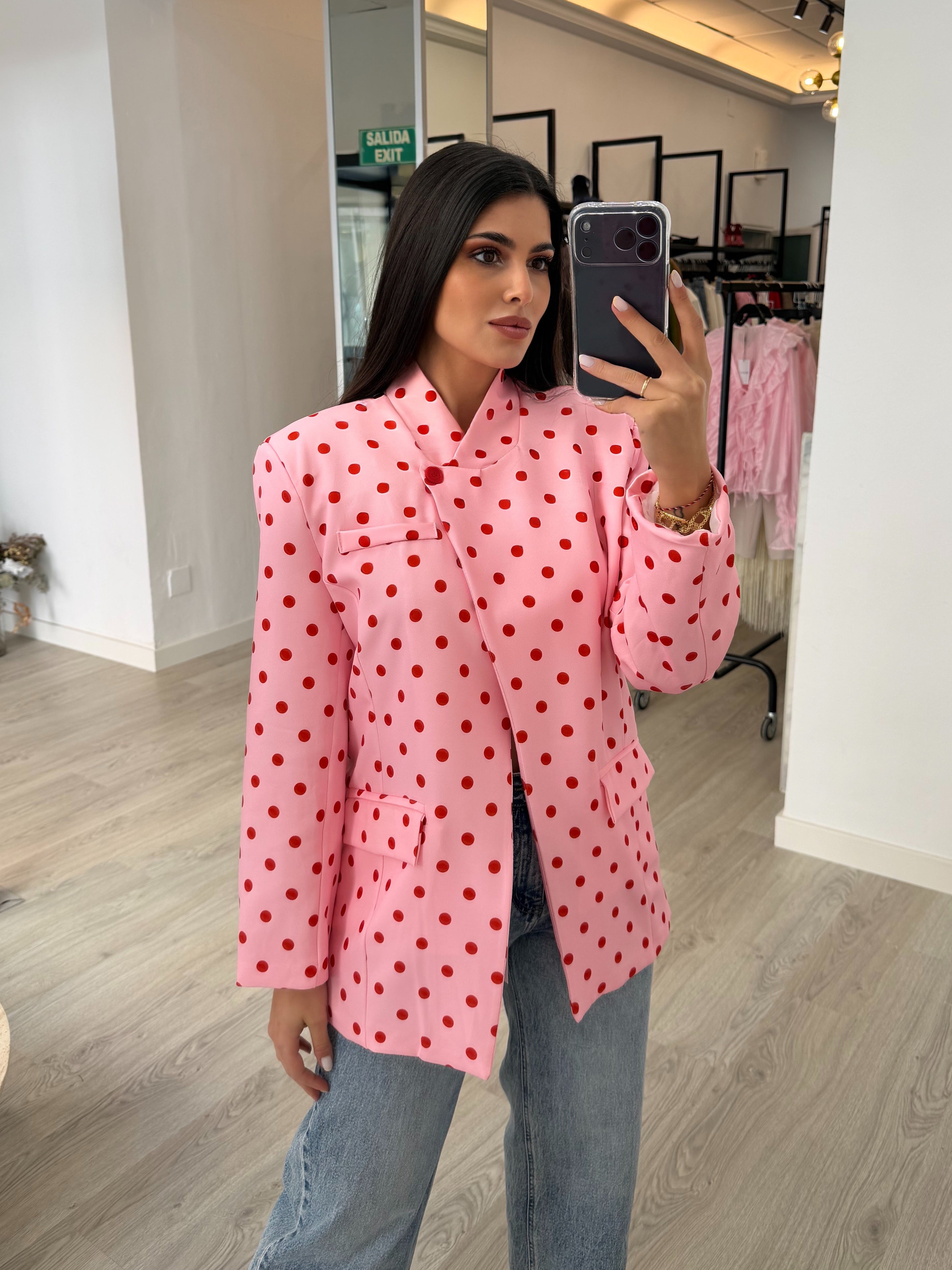 Blazer cruzada lunares