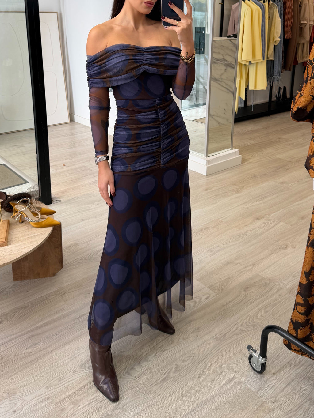 Vestido fruncido lunares