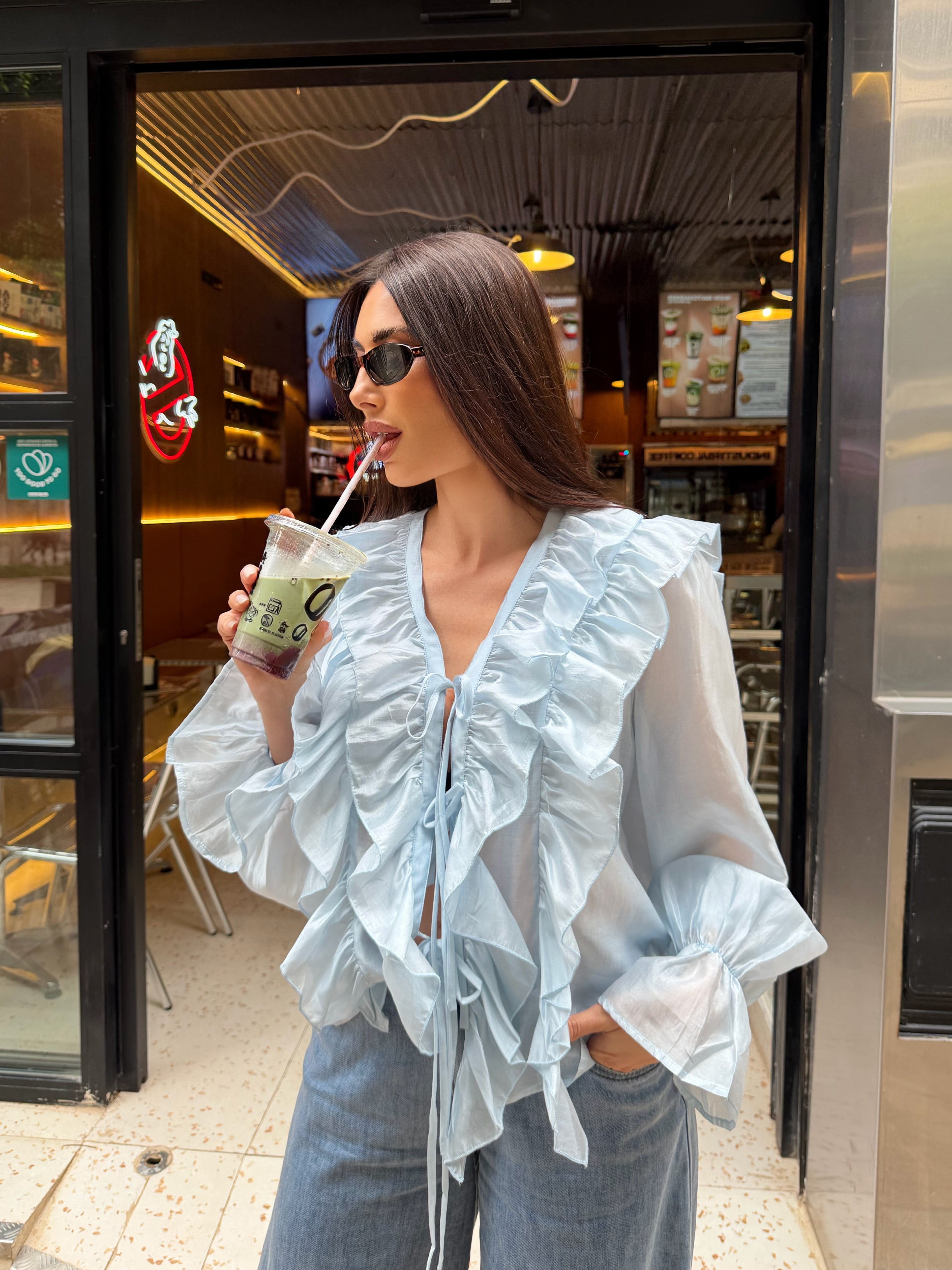 Blusa volantes