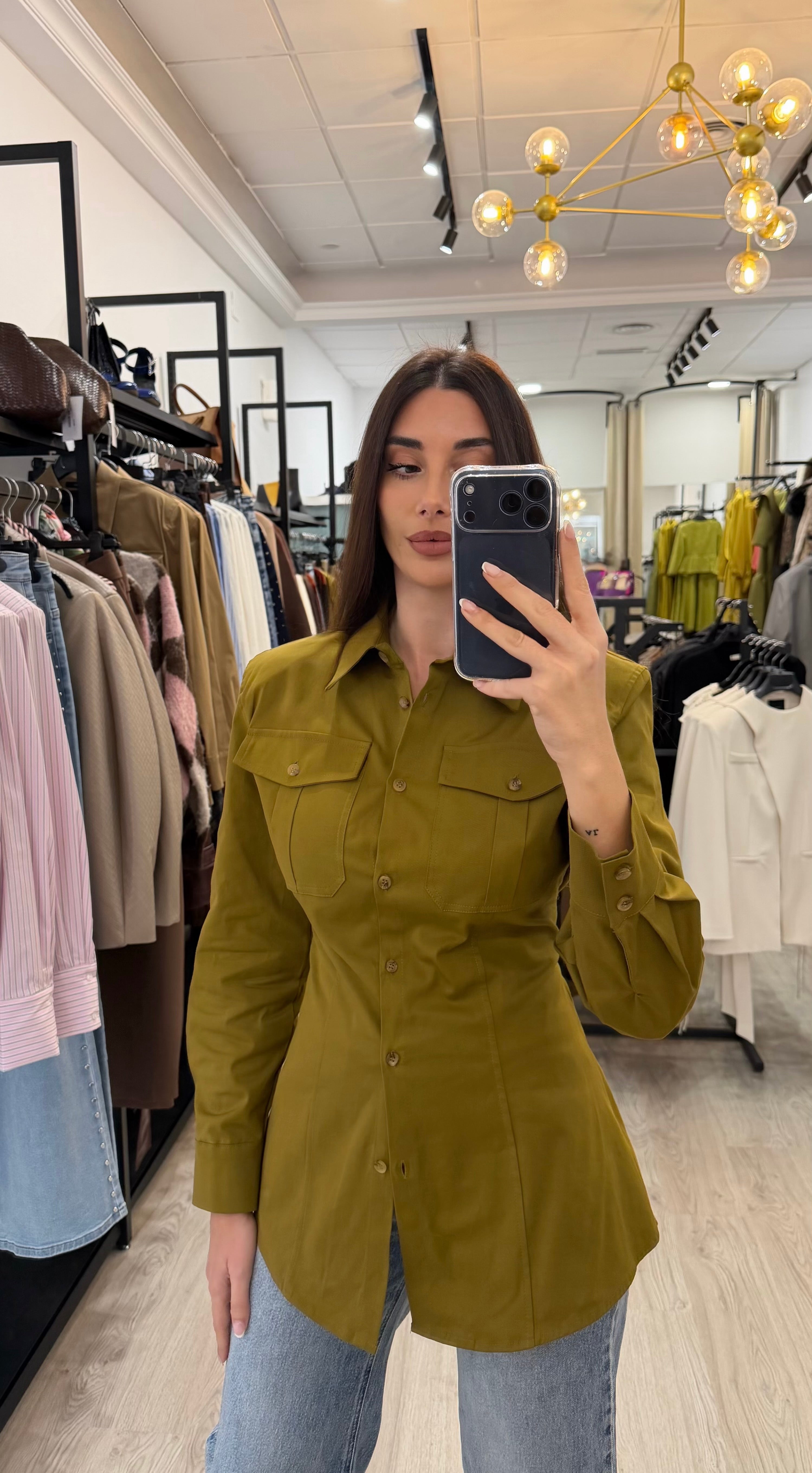 Camisa hombreras verde