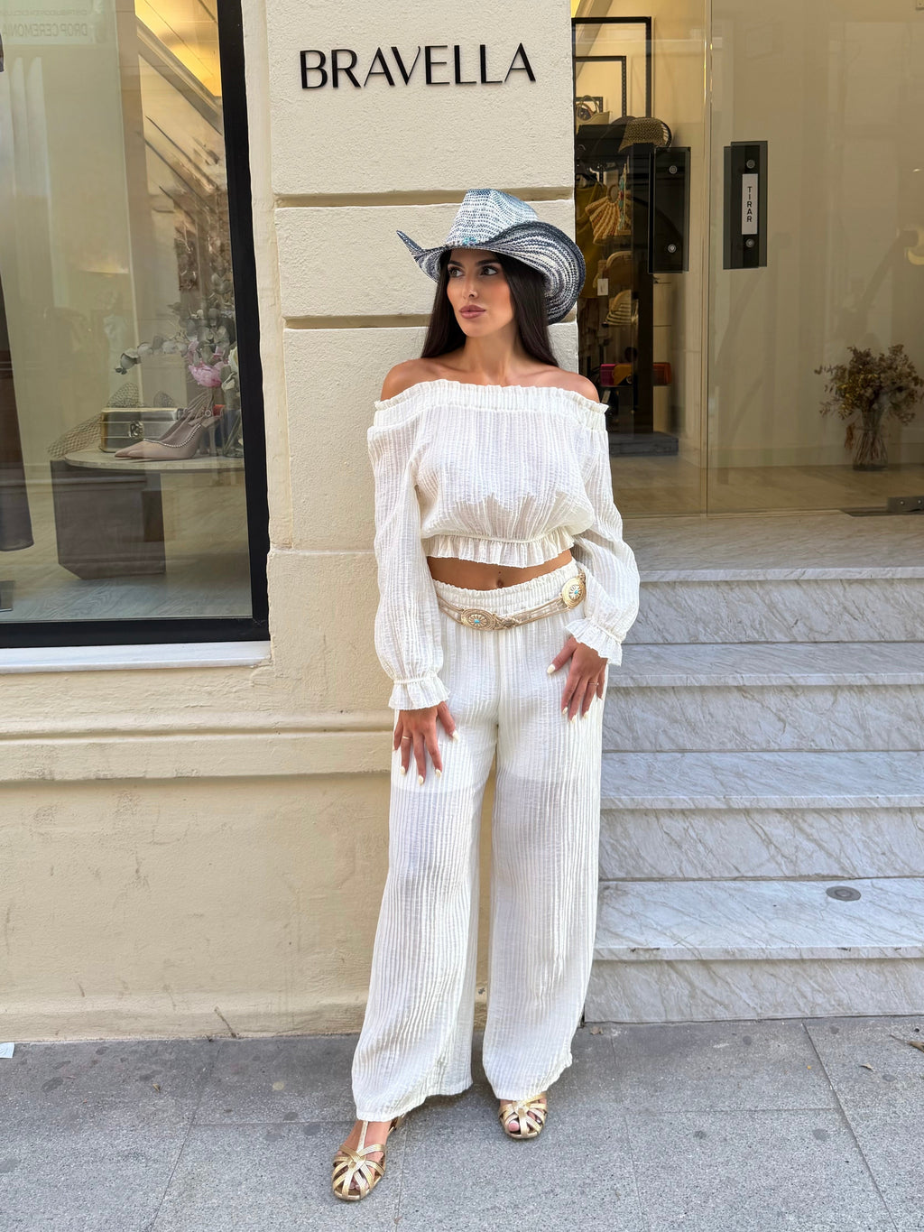 Conjunto Capri blanco roto