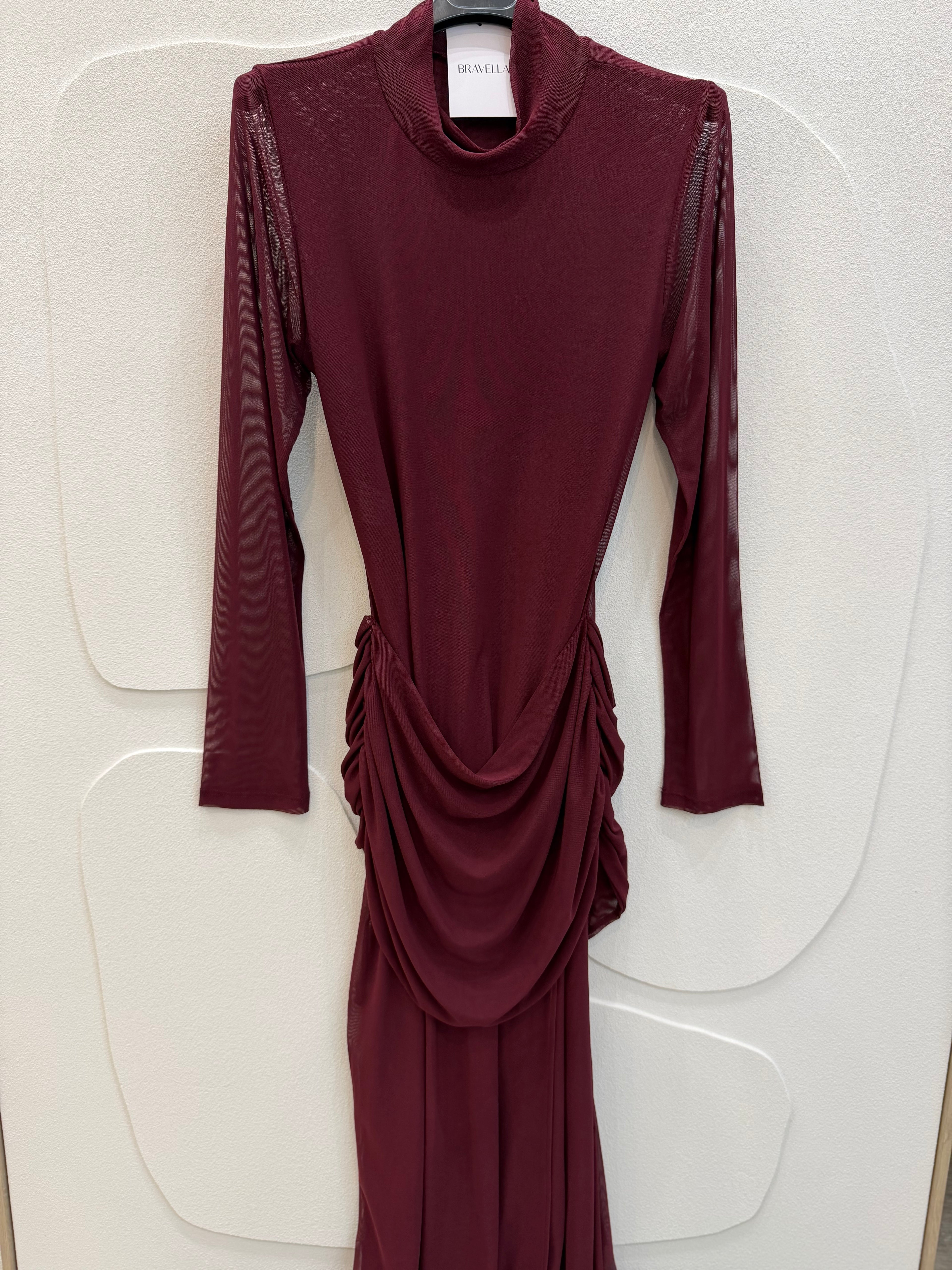 Vestido body con transparencias