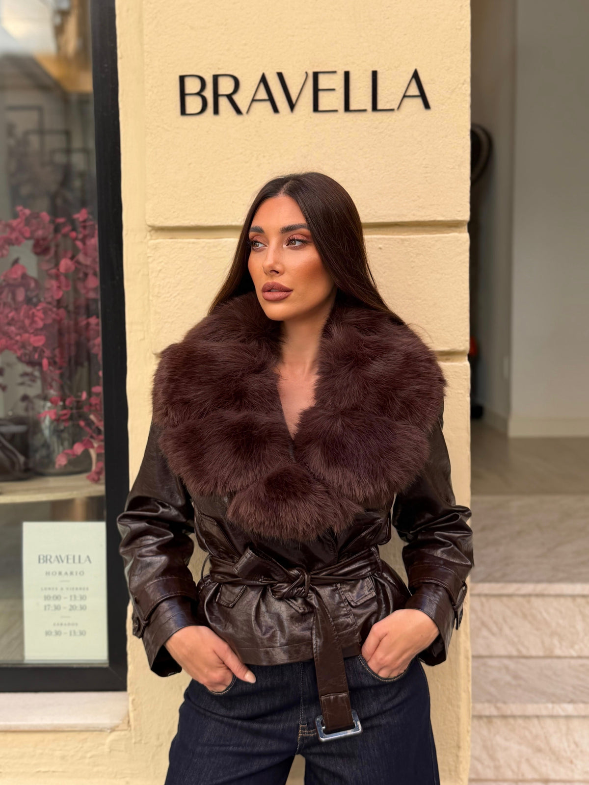 Cazadora con pelo chocolate
