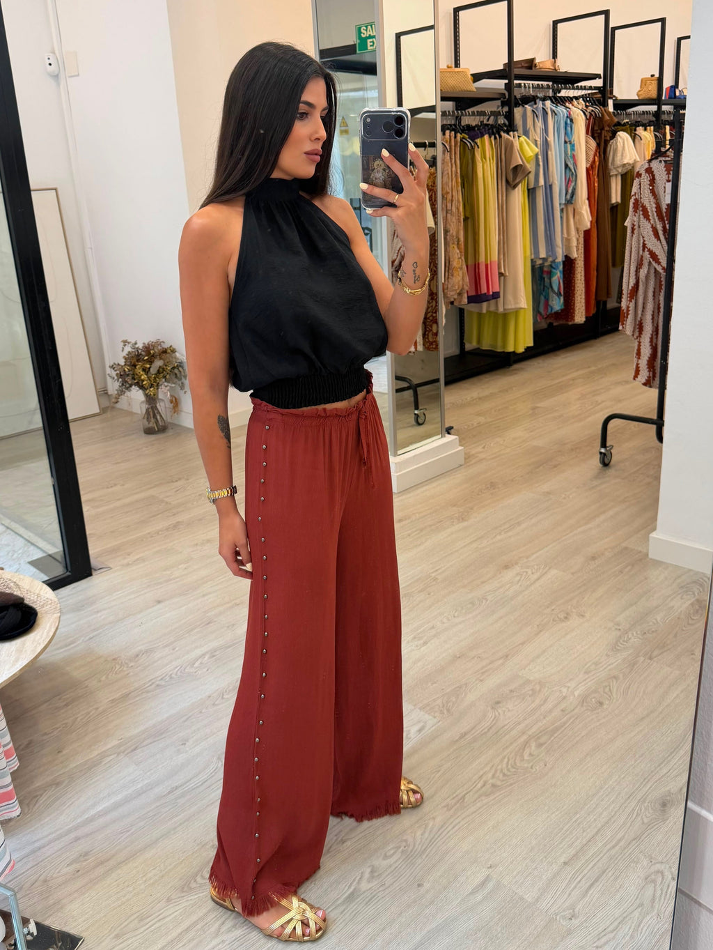 Pantalón lino tachuela